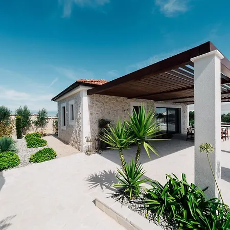 Olivetum Villa *