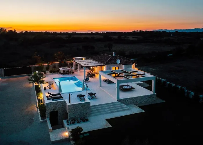 Olivetum Villa *