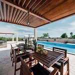 Olivetum Villa *