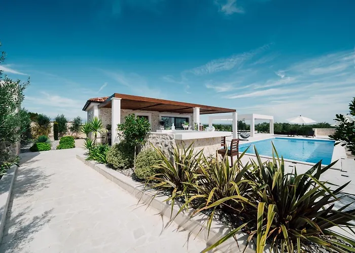 Вилла Olivetum *